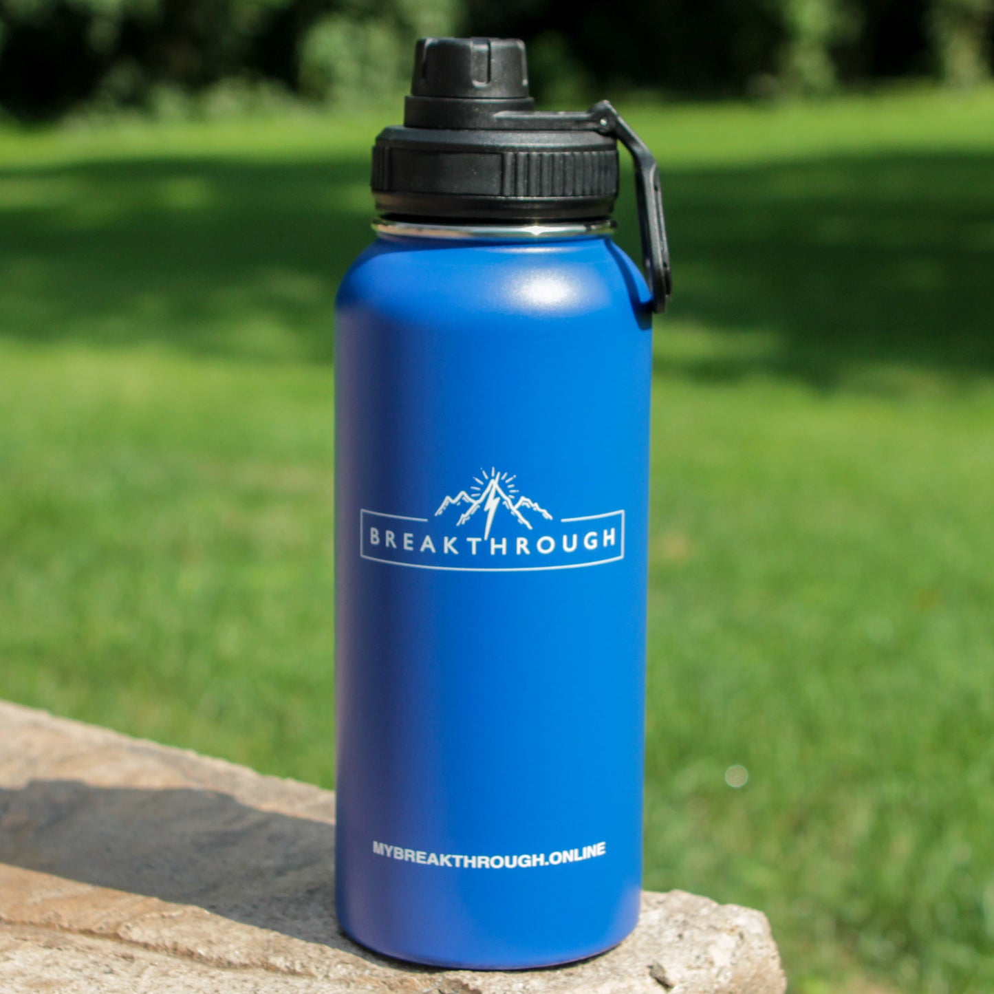 Breakthrough Vacuum Water Bottle - 32oz & 64oz