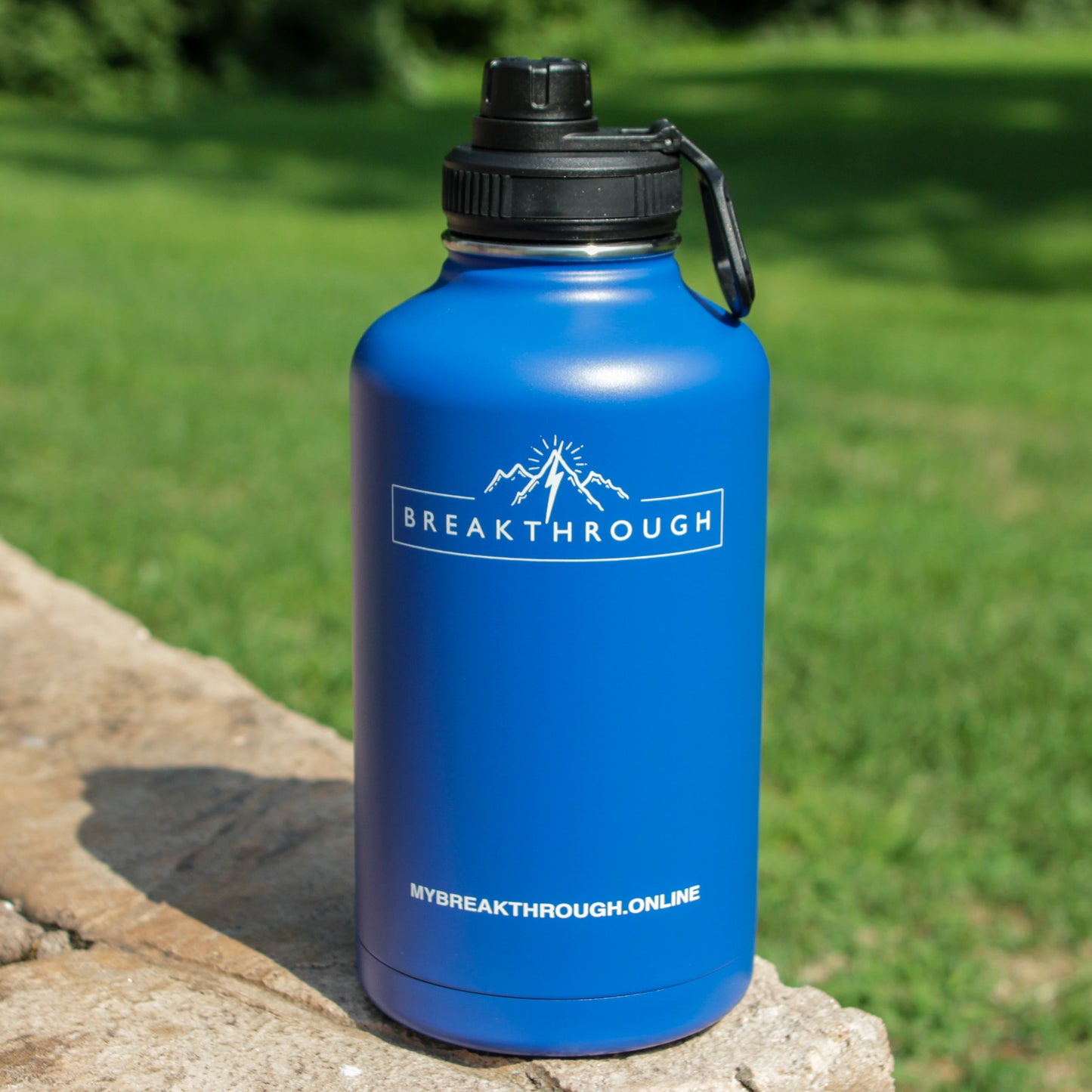 Breakthrough Vacuum Water Bottle - 32oz & 64oz
